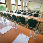 Maxmilian Lifestyle Hotel Loučeň