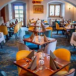 Maxmilian Lifestyle 4* Loučeň