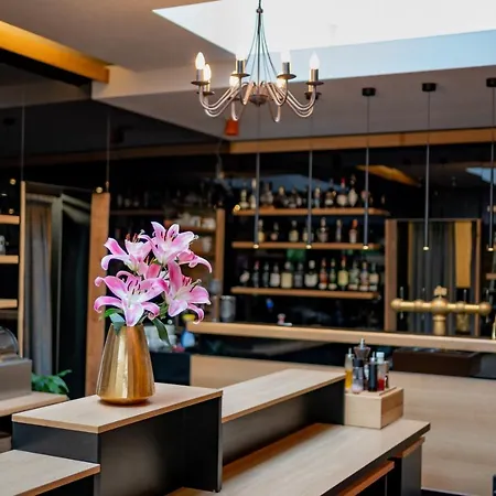 Hotel Maxmilian Lifestyle
