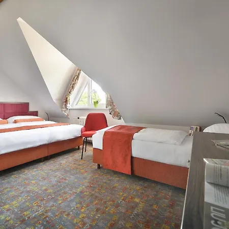 Hotel Maxmilian Lifestyle Loučeň