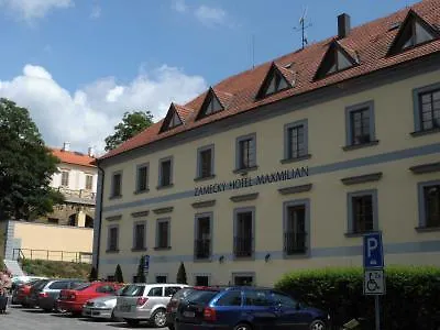 Maxmilian Lifestyle Hotel 4*